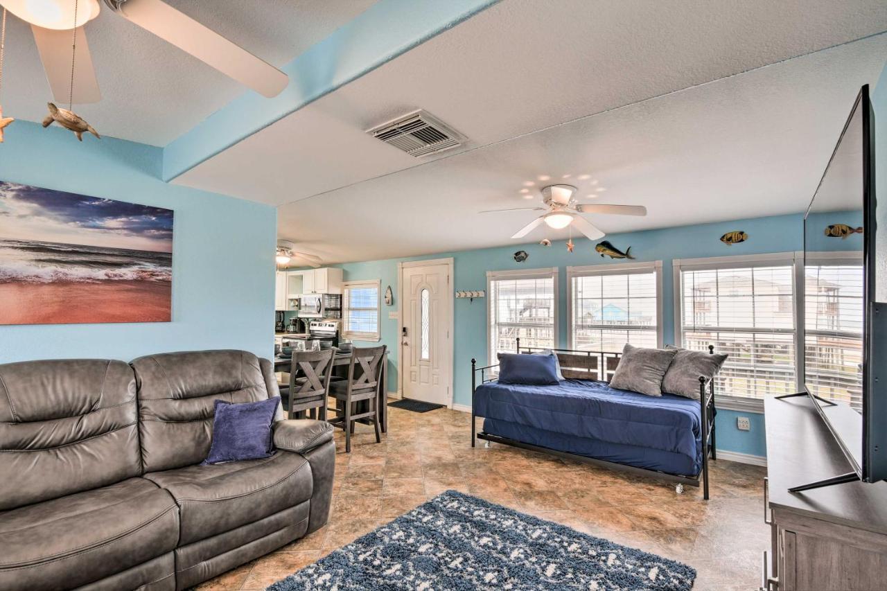 Surfside Beach Gem With Deck - 1 Block To Shore! Freeport Eksteriør billede